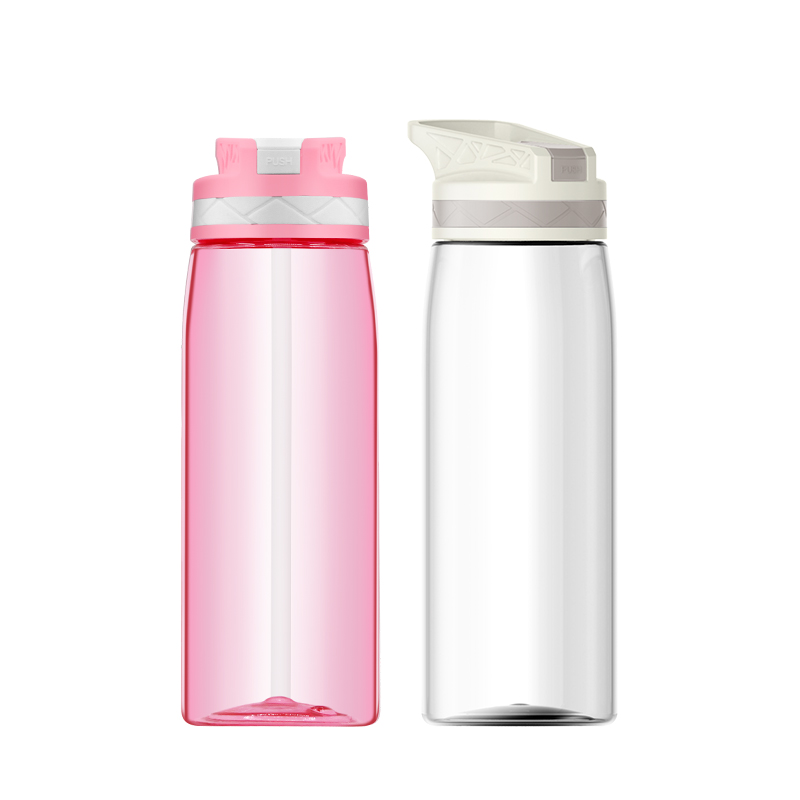 Luke · Ricool 750ML - Tritan Plastic Water Bottle